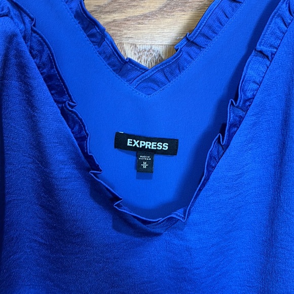 Express Vneck Downtown Cami - Picture 2 of 2